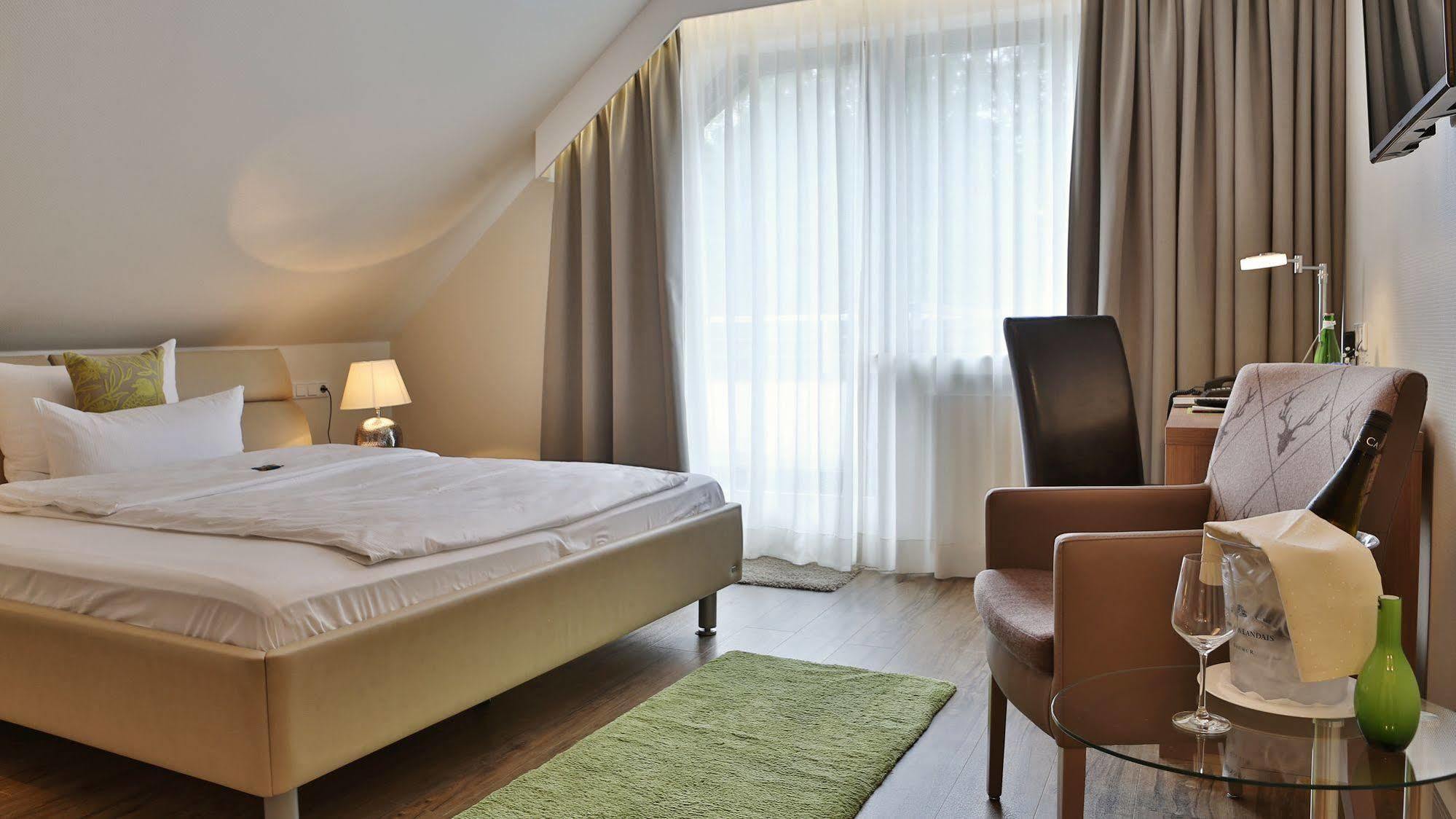 Rodelhaus Hotell Arnsberg Exteriör bild